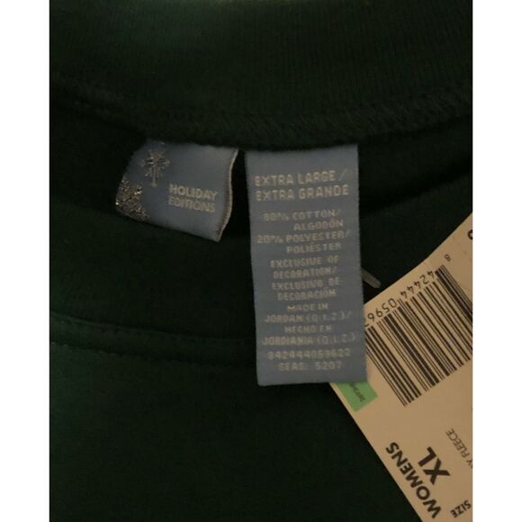 Grandma Christmas Holiday Edition Peace on Earth Green XL Crewneck Sweater - Picture 10 of 12